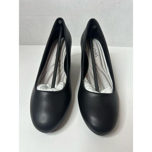 Easy Street Women’s Proper Pumps Heels Black Size 7M NEW - Picture 1 of 9